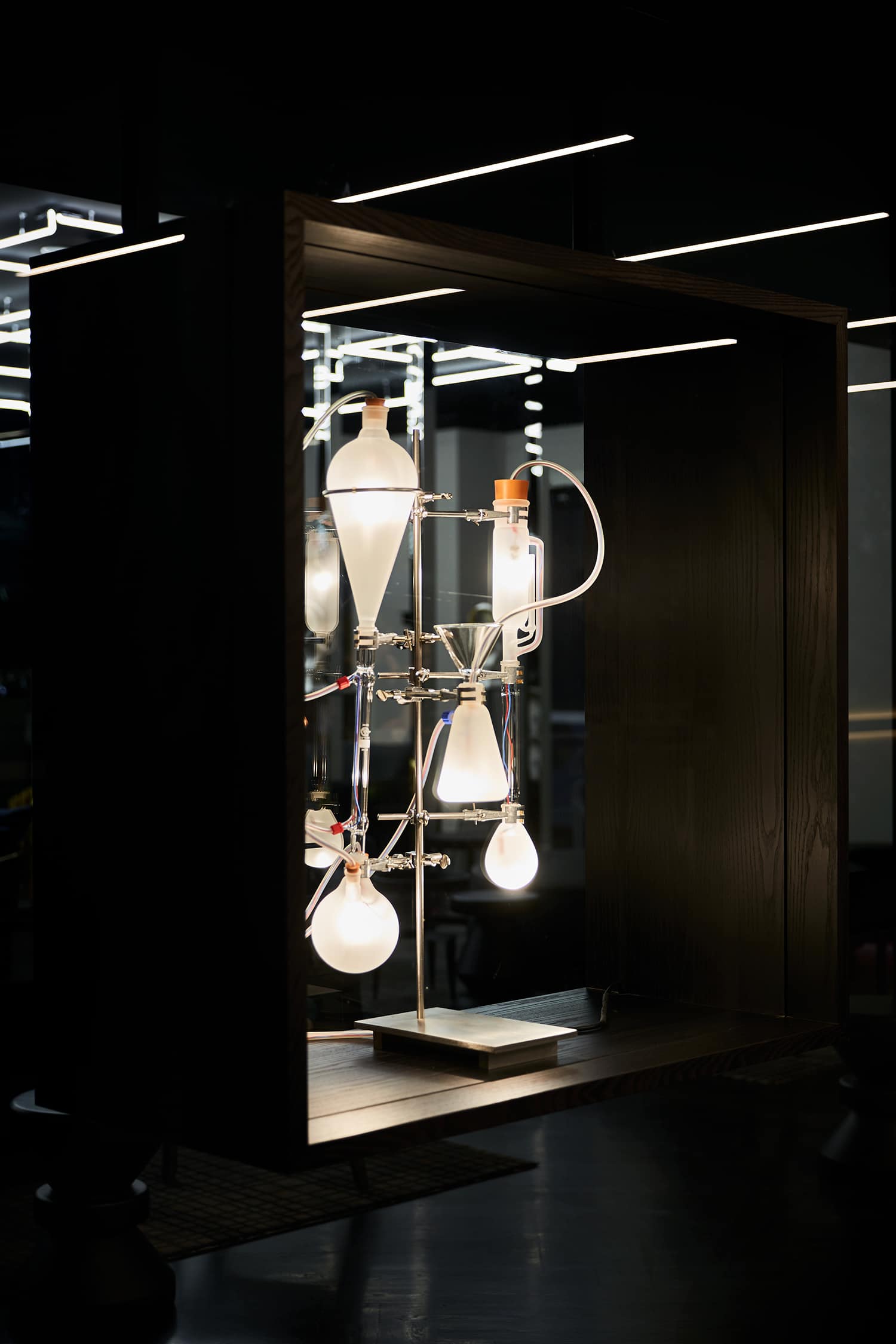 Rolf Sachs 5 Flasks light chemistry lamp
