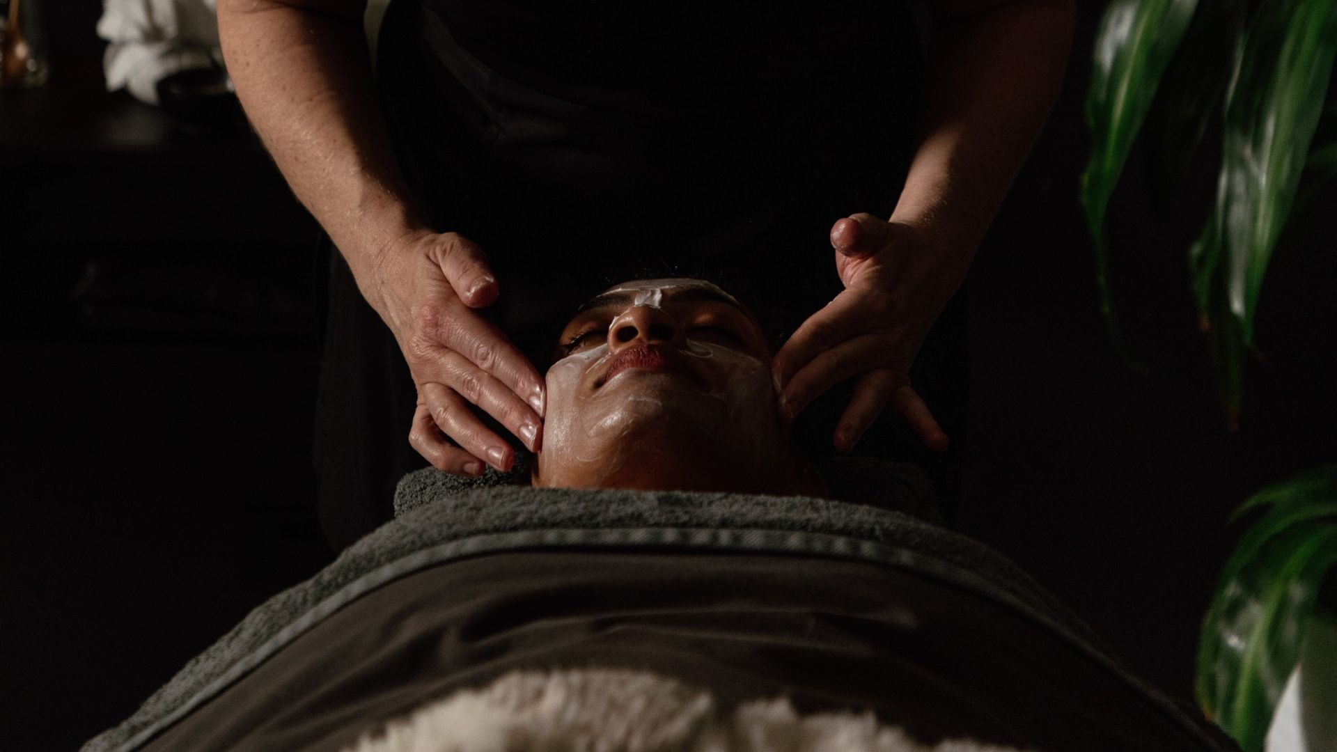 Spa facial treatment at Jackalope Hotel